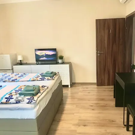 Gæstehus Fresh House 3*