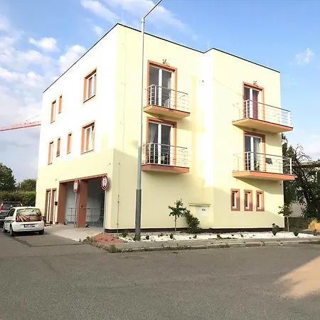 Fresh House * Prague